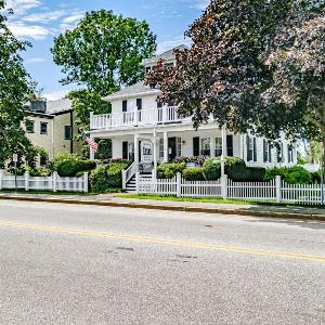 The Nicholson Inn