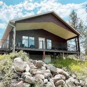 Cabin on the Rocks