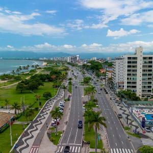 Cobertura com Churrasqueira para 6 no Centro Caraguá