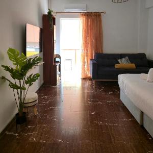 Central Athens Home by Rod 2BR for 5 Near 2 Metro Stations