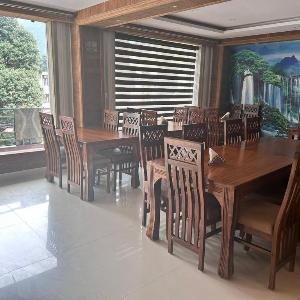 Hotel R C Regency