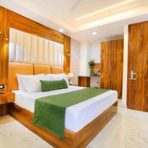 Hotel Signature Suites Near Delhi Airport