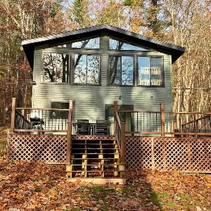 Tidioute Riverfront Chalet Year Round Pet Friendly