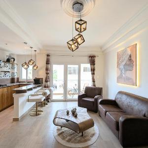 Chic apart with parking and balcony