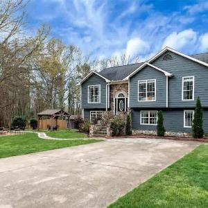 Chateau Elan Family Home Retreat Fast WiFi Sleeps 10