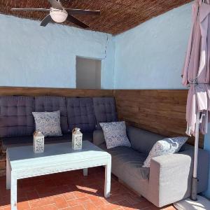 Apartamento acogedor en el centro de L'Escala con terraza privada - HISP-7-28