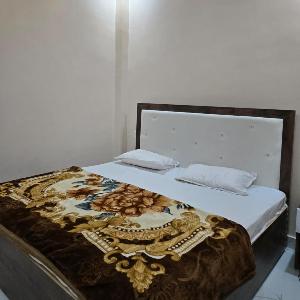 Anmol Kothi Yatri Niwas