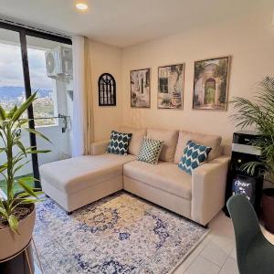 Apartamento con vistas balcón gym y parking