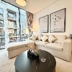 A Modern 1BR Apartment with Cozy Balcony Dubai
