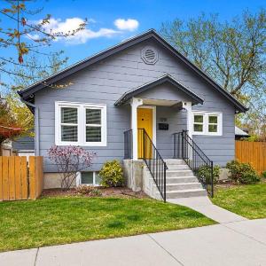 Walkable North End Home with Free Bikes