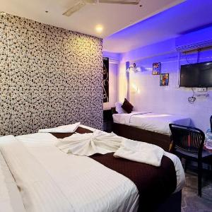 BR Green's Hotel