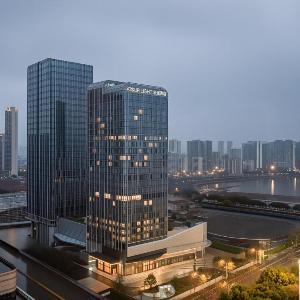 Atour Light Hotel Wuhan Railway Station West Square