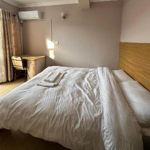 2BHK Apartment at Namo Stay Room 101