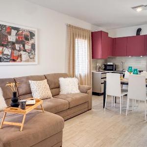 Imperial Golden Suite by Ca-Sa Check
