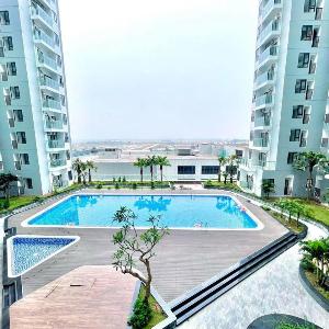 Hidden Apartment - Free Swimming pool & Gym