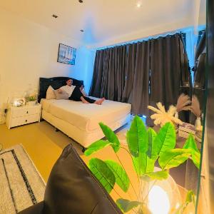 45th The Gramercy Residences