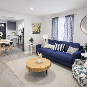 Oakwood Family Friendly King bed