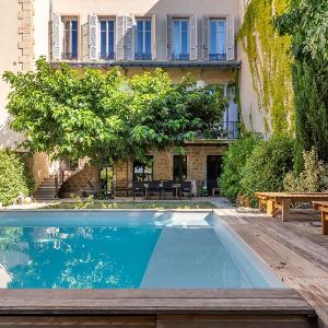 Discovery - a villa with a swimming pool that reveals all its charm