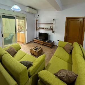 Beachfront Apartment  1-Min Walk to Sea