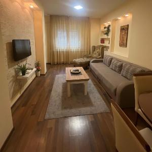 Safari Apartment