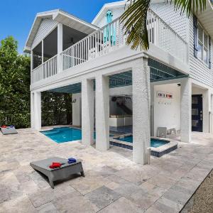 Meant to Be - 1 Block to Beach! North End! Pool & SpaLoaded Game Room by Anna Maria Life