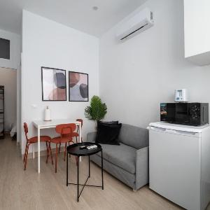 QST17 Chamberí 1 Bedroom Apartament