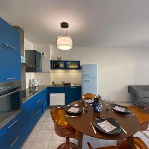 Appartement rénové face plage centrale - 4 pers. - FR-1-413-267
