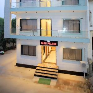 Hotel Yash Place