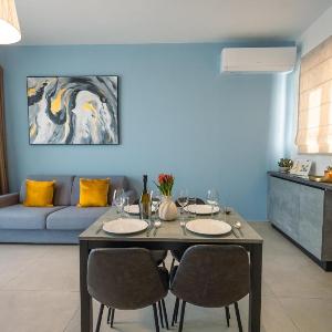 Bright and Modern 2BR Penthouse St Julians