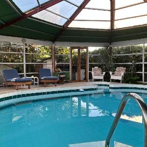 Don Dugis Home and Iriria Spa Near airport