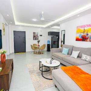 Modern 2BR with Pool - Nyali City Mall