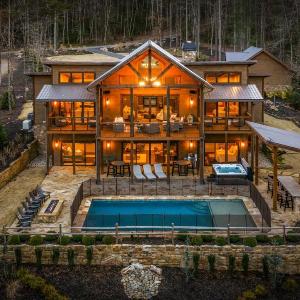 Luxe Retreat at Blue Ridge