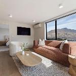 Queenstown Hill House - Apartment Only