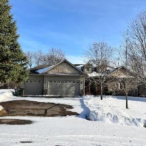 Beautiful Rustic and Spacious Annandale Escape