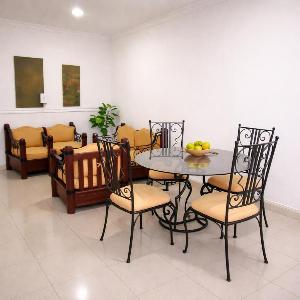 Suite Premium con Piscina y Ubicación Top Monseñor Rivero