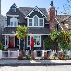 223 Agate - Enchanting Balboa Island 4bdr