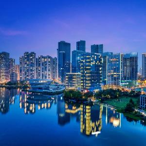 长沙梅溪湖麦客达温德姆湖景酒店