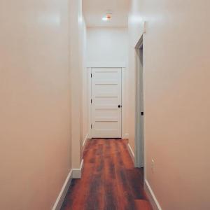 American Hall - Young Suite