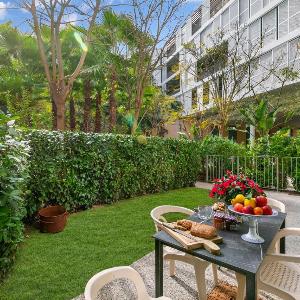 La Marenda - City Center Apartment with Terrace Garden - Happy Rentals