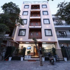 RLS Hotels Greater Noida Near Expo Centre & Mart