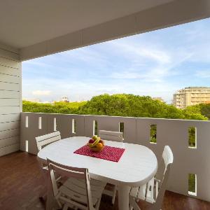 Spacious flat only 150mt from the beach