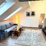 Modern Attic Apt in Old Town | TV | Washer & Dryer 