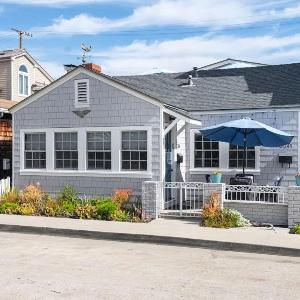 304 Ruby A & B - Charming Balboa Island Duplex