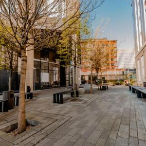 Broad Street 2 Bed Apt 24hr Gym Netflix and Parking