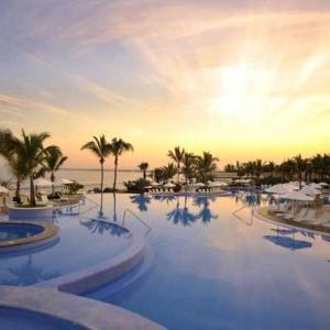 Pueblo Bonito Emerald Bay Owner Master Suite 1BR2B REQUEST- see by Clay & Lisa
