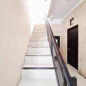 RedDoorz near UGM Kaliurang Yogyakarta