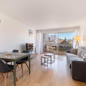 Appartement central avec balcon - 4 pers. - FR-1-821-58