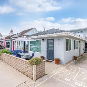 Remodeled 4 bdrm Duplex on Balboa Island- 129 home
