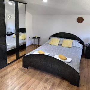 Vrbas Apartment with Private Beach - Banja Luka