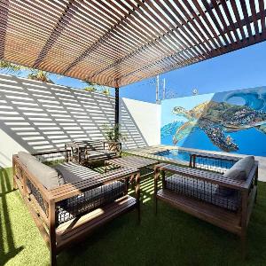 Modern Home with Pool Perfect for Families and Groups